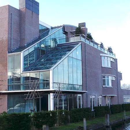 Hotel Tweelwonen Kaagresort *