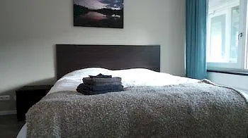 Отель Tweelwonen Kaagresort Warmond