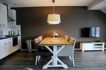 Tweelwonen Kaagresort *