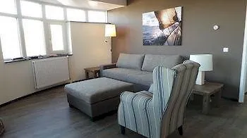 Отель Tweelwonen Kaagresort Warmond