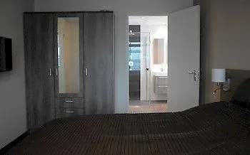 Tweelwonen Kaagresort فندق Warmond