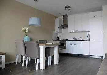 Tweelwonen Kaagresort Hotel Warmond